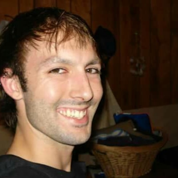 Meet your Posher, Josh - Picture 3 of 8